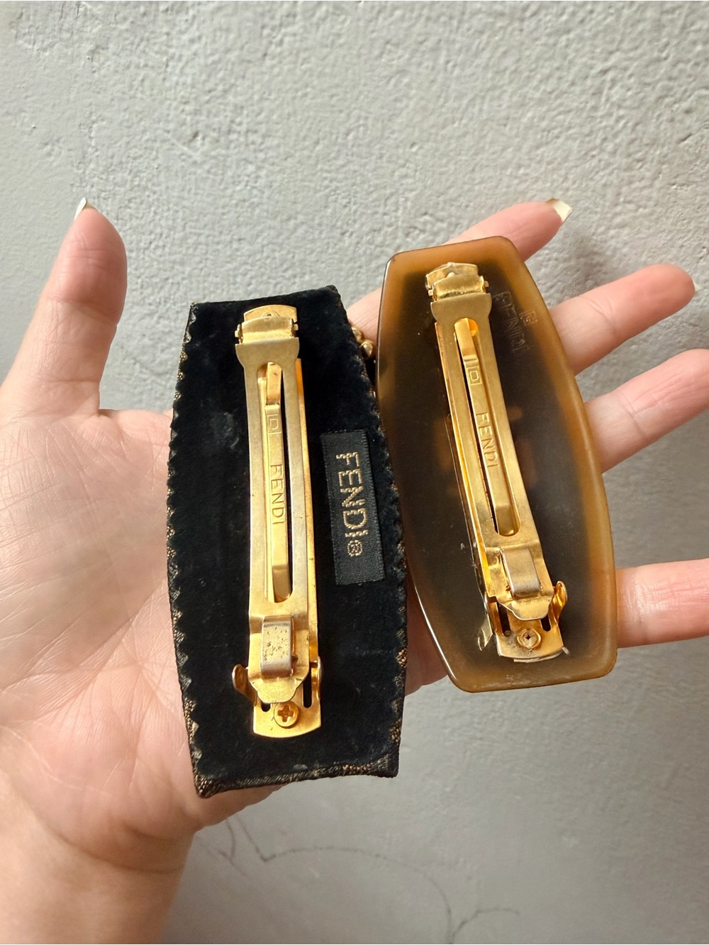 Fendi Black and Brown FF Logo Hair Clip Duo - Picture 2 of 2